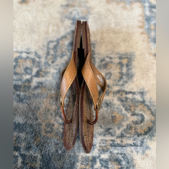 Tory Burch Brown Flip Flops Size 9 - Picture 3 of 6